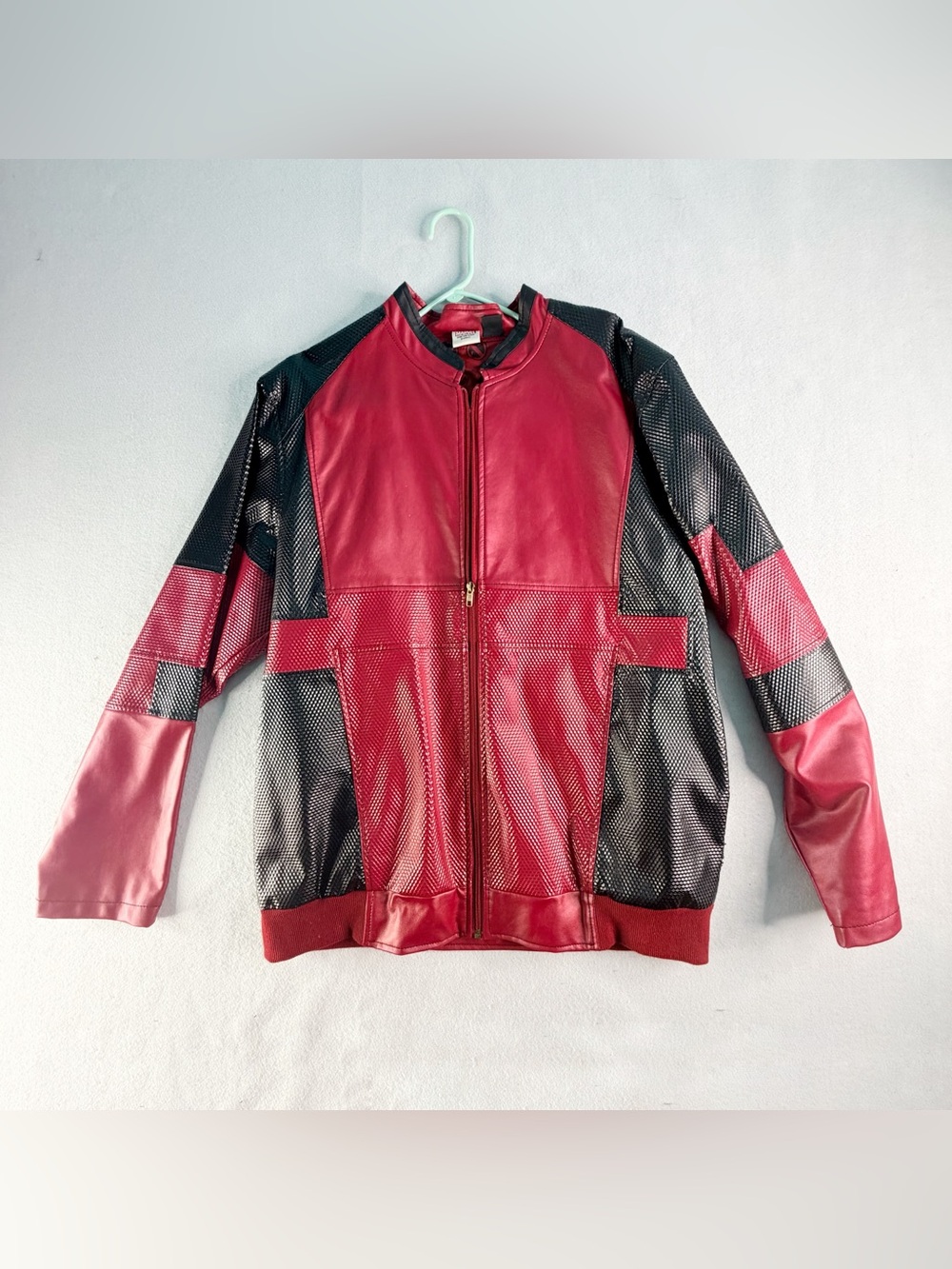 Marvel Deadpool Coat Jacket Vinyl Mens XL Extra Large Cosplay Halloween